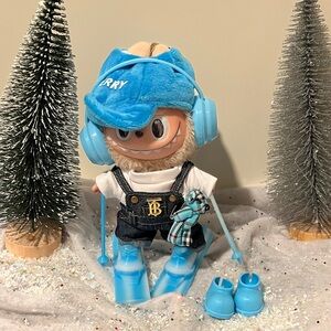 7pc BB ski outfit doll not included